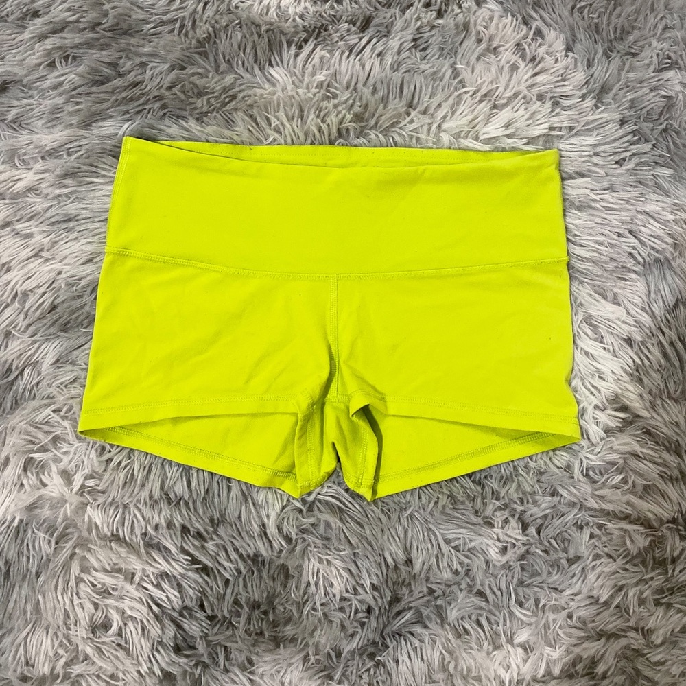 LULULEMON Shorts SIZE 6
